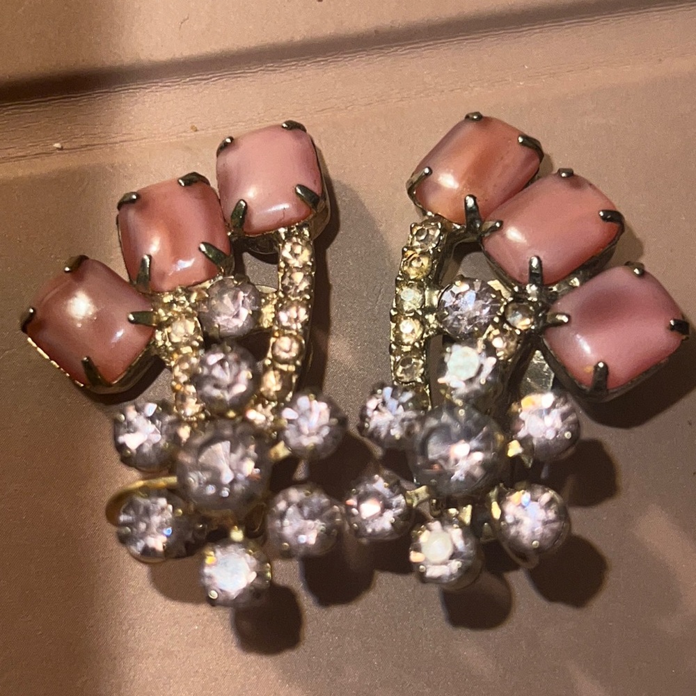 Vintage beautiful Swarovski crystal rose quartz earrings from Paris